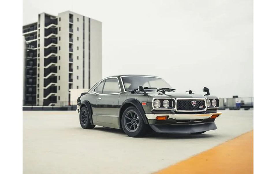 Tourenwagen Fazer MK2 Mazda Savanna RX-3 1972 ARTR, 1:10<br>4WD On-Road Modell mit 1972 Mazda Savanna RX-3 Karosserie (getunte Version)