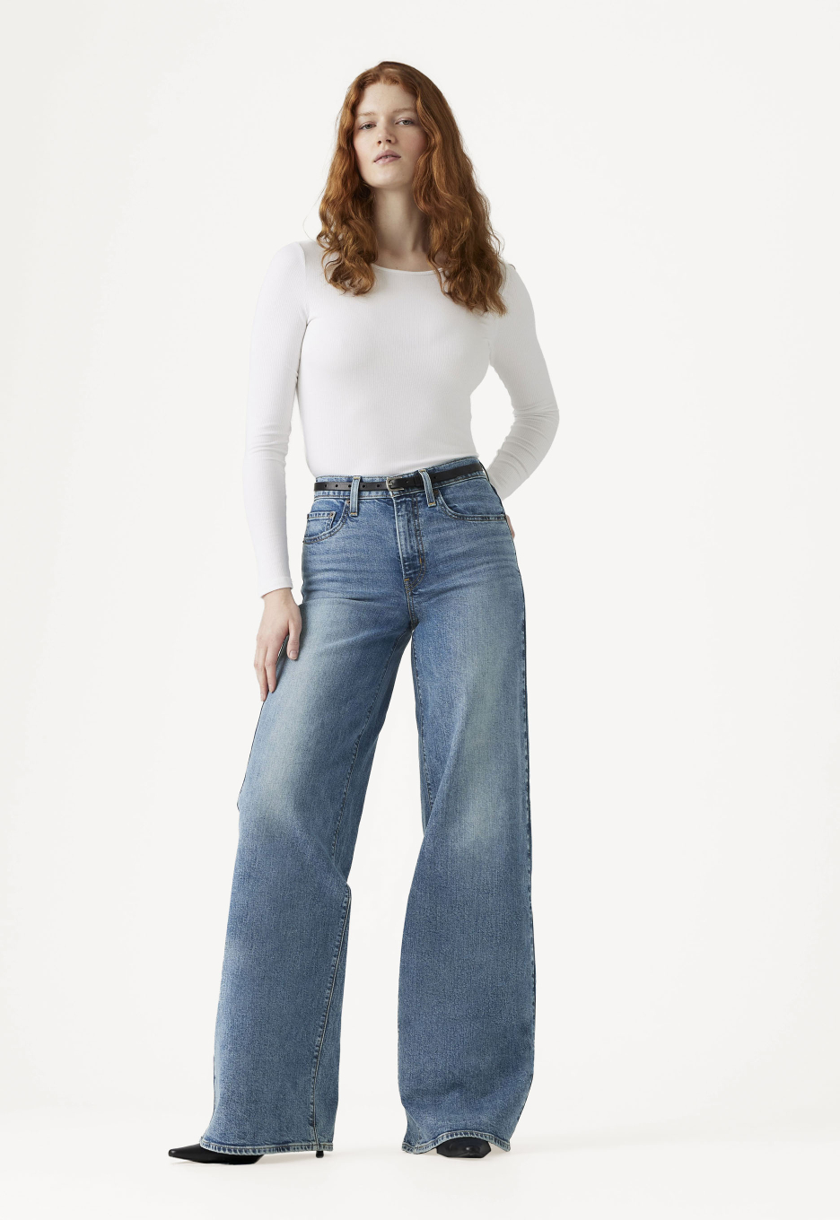 Levi's 728 High Rise Wide Leg Jeans