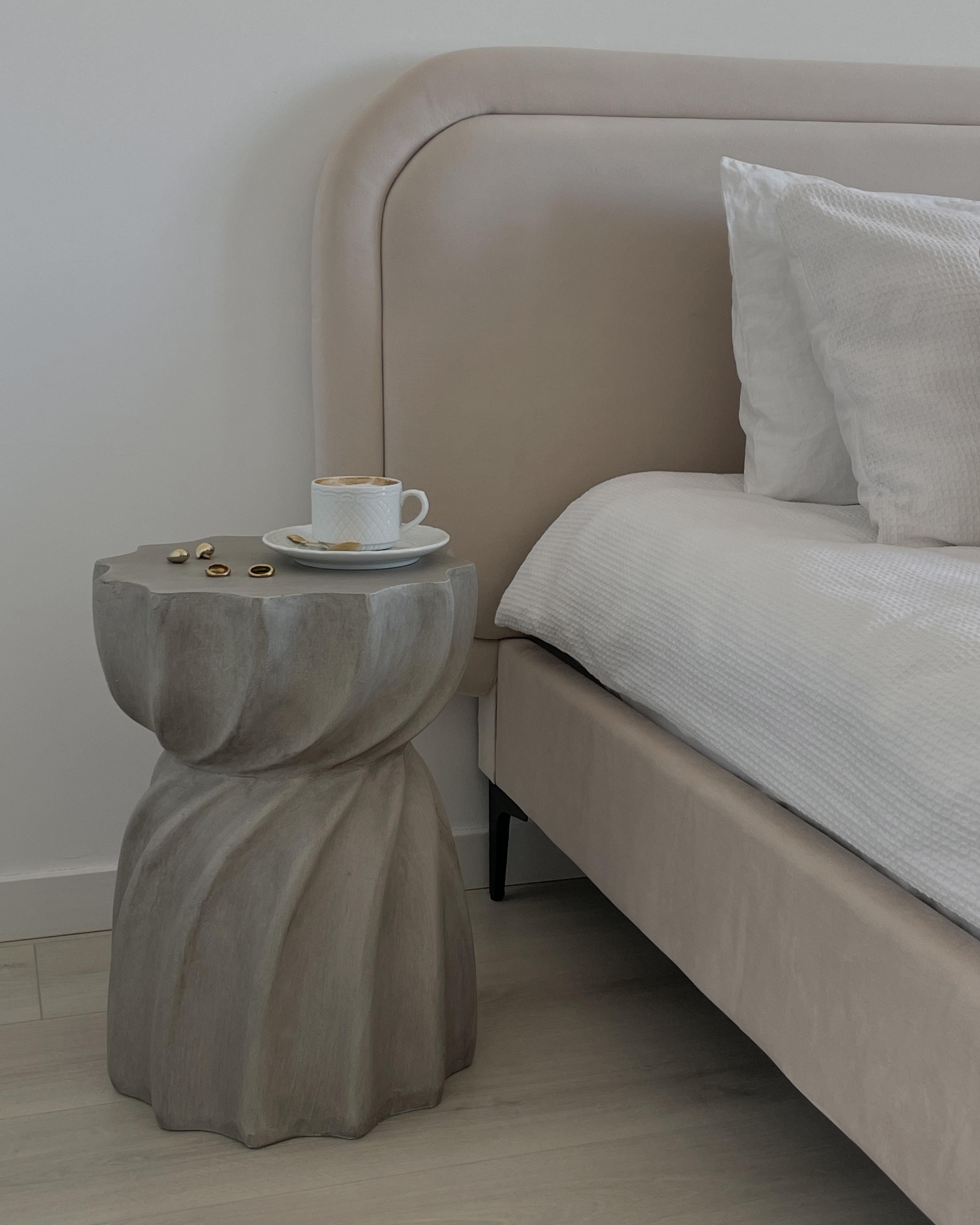 Bed Fluweel SUZETTE 180 x 200 cm Lichtbeige