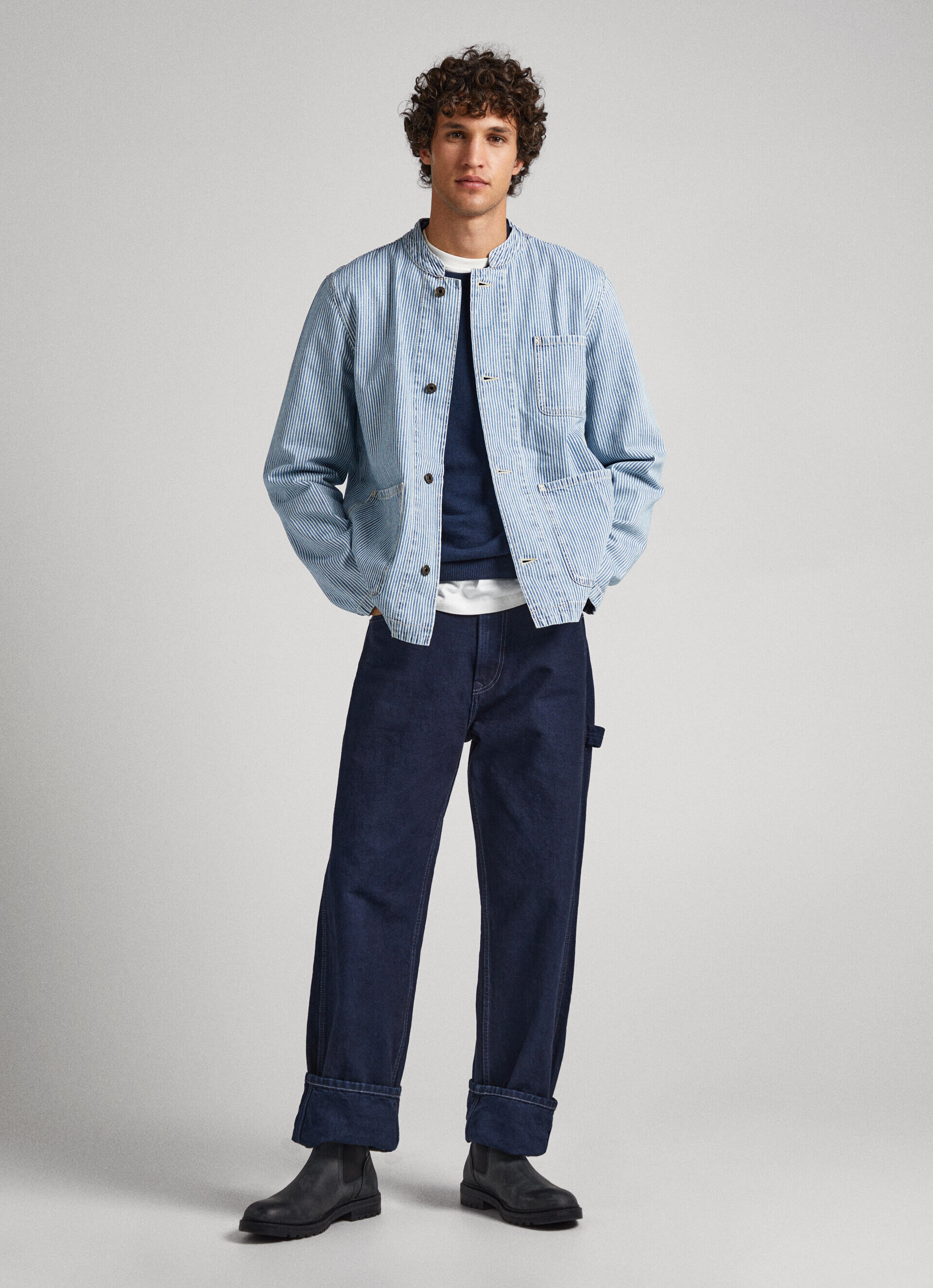 JAQUETA JEANS LISTRADA ESTILO FERROVIÁRIO - jeans