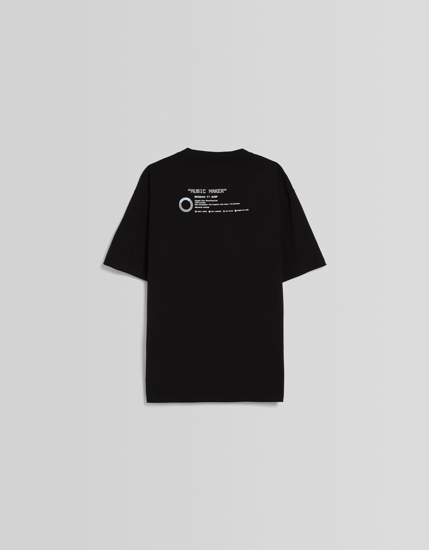 Camiseta boxy fit com estampa BERSHKA ft. BIZARRAP