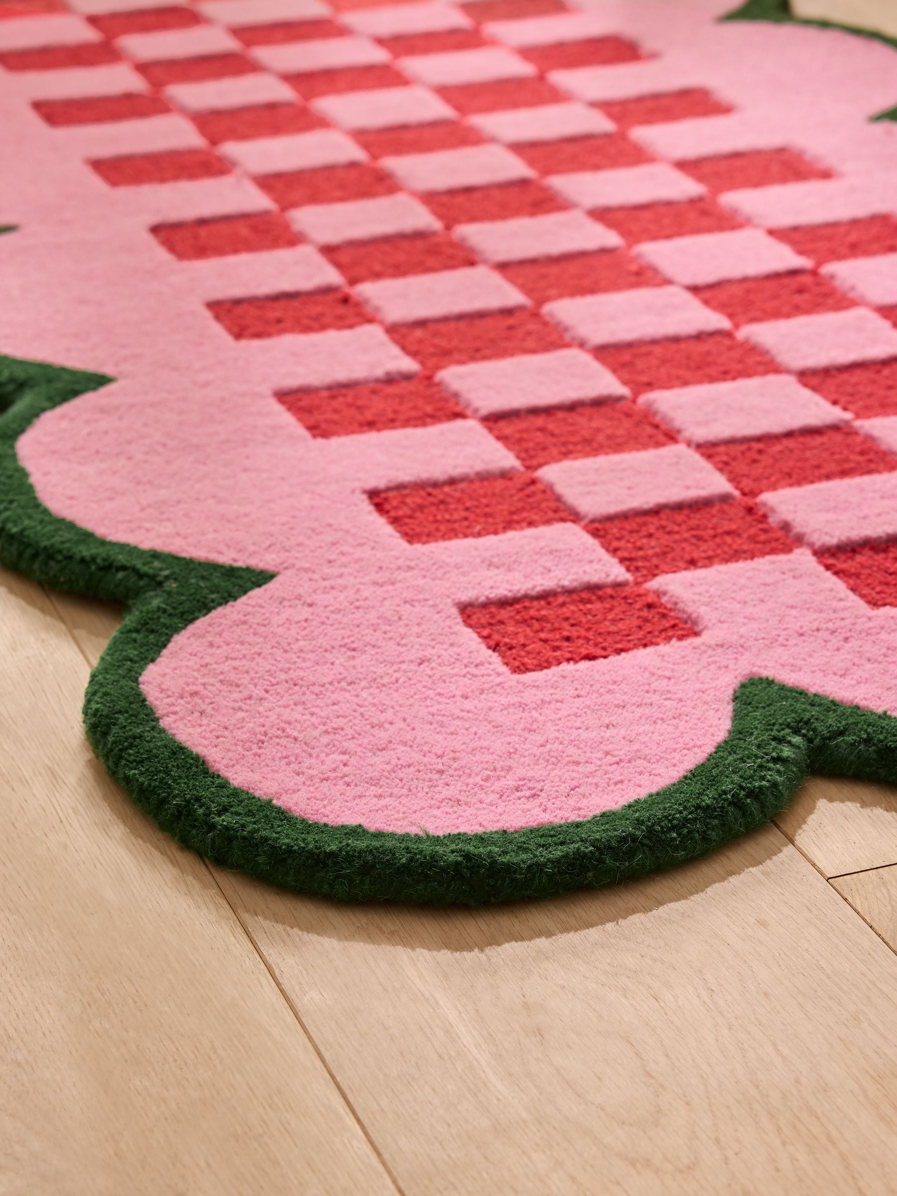 Eleanor Bowmer Scallop Checkerboard Wool Tufted Runner