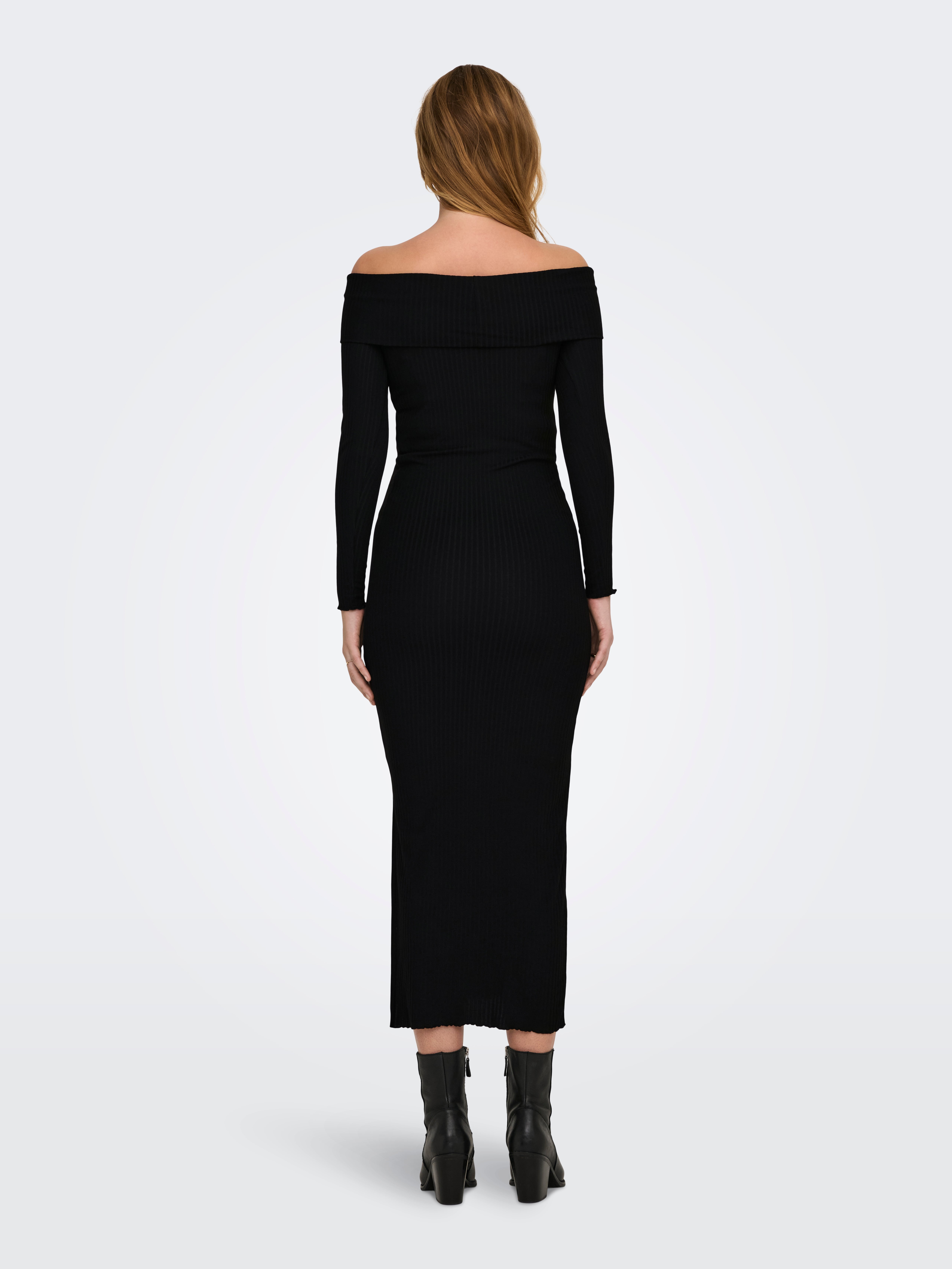 OLMESMERALDA Langes Kleid Black