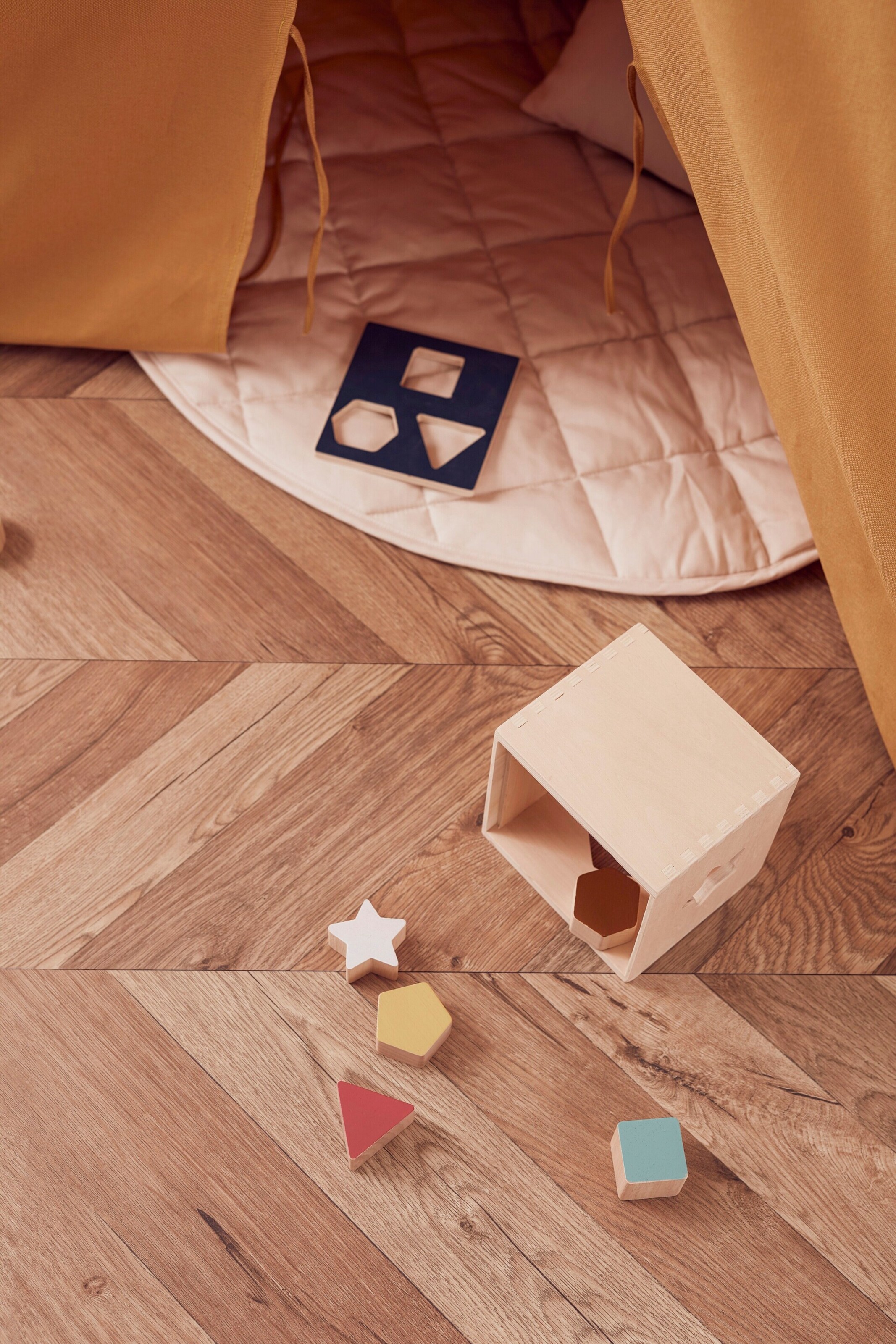 Kids Concept Steckspiel Aiden
