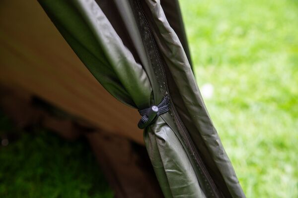 Biwy Ultimate Recon Pop-Up Shelter