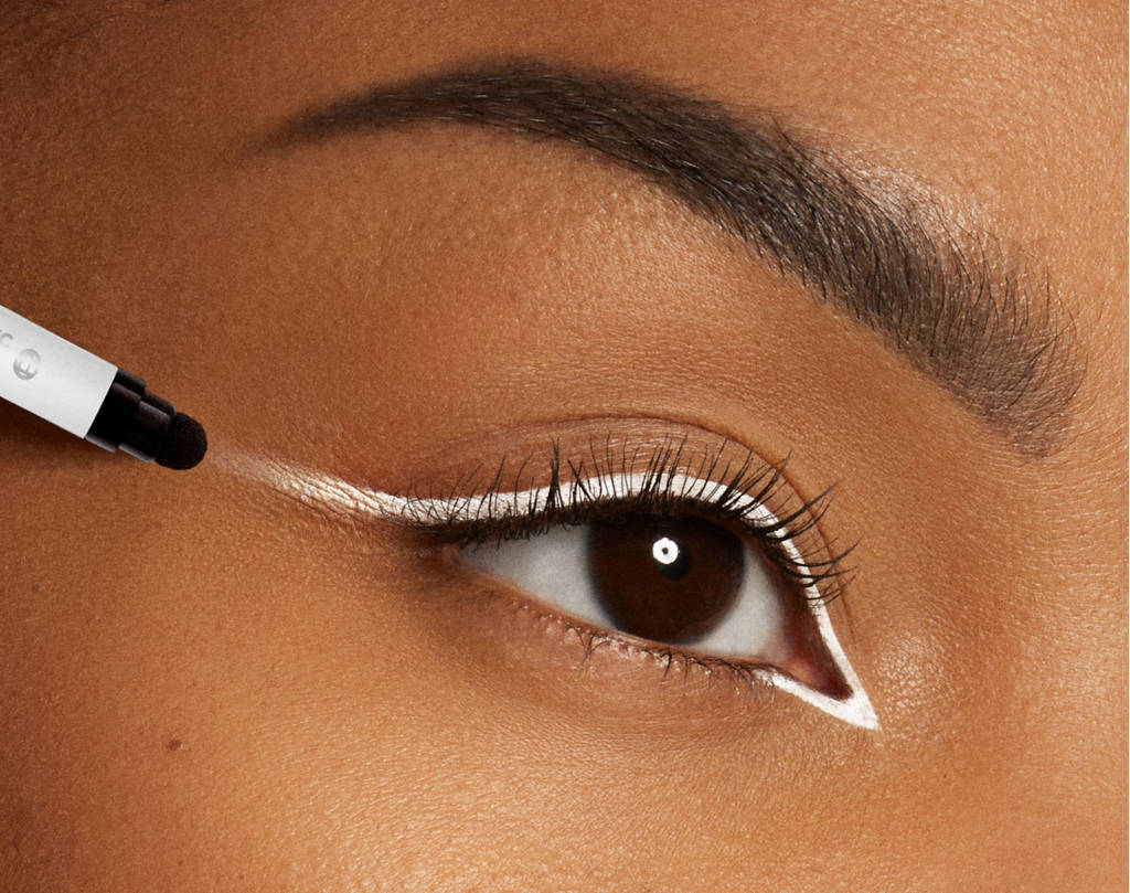 Oogpotlood witInfaillible Grip Liner eyeliner - 9 polar white