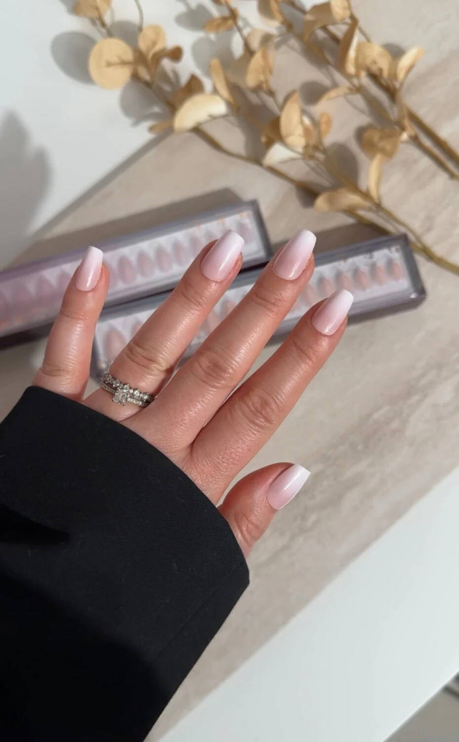 DUFFBEAUTY  Baby Boomer press on negle