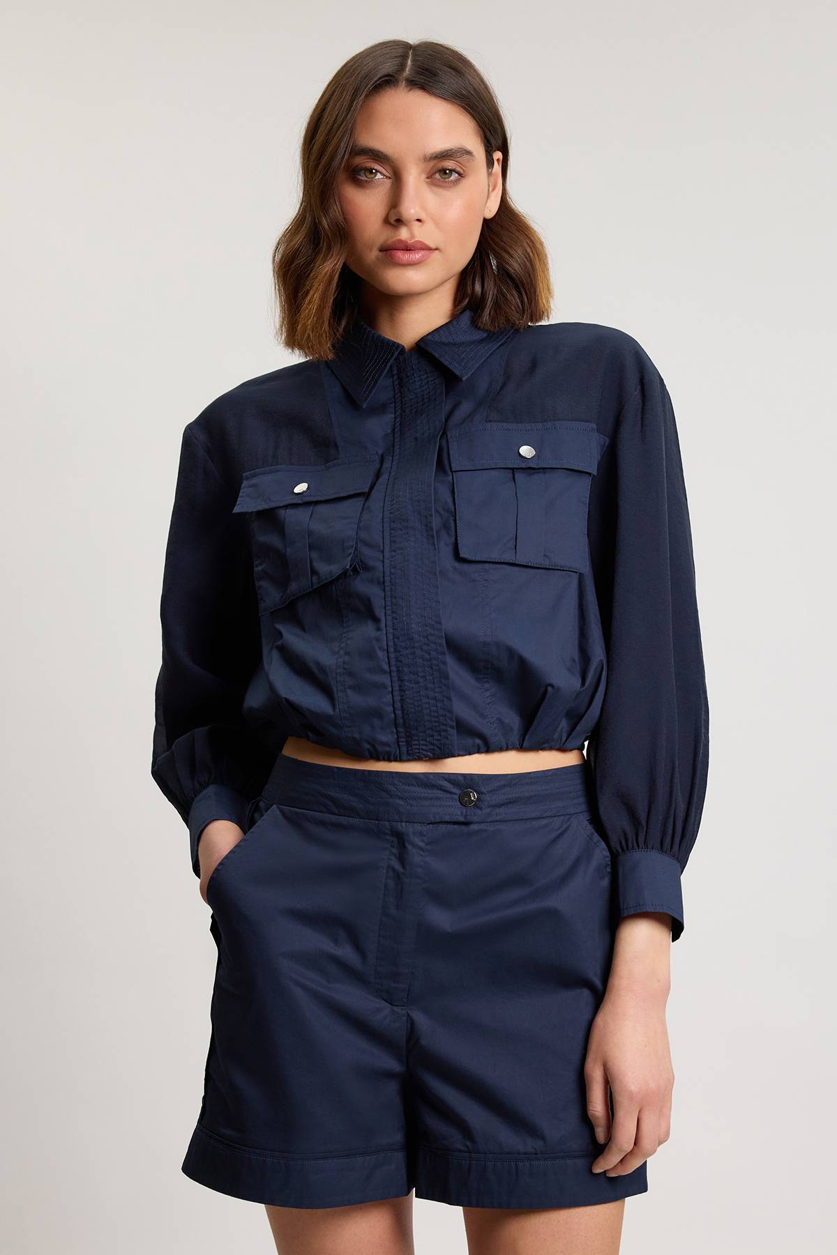KarenMillen Short Utilitaire Avec Détail De Poche En Organdi