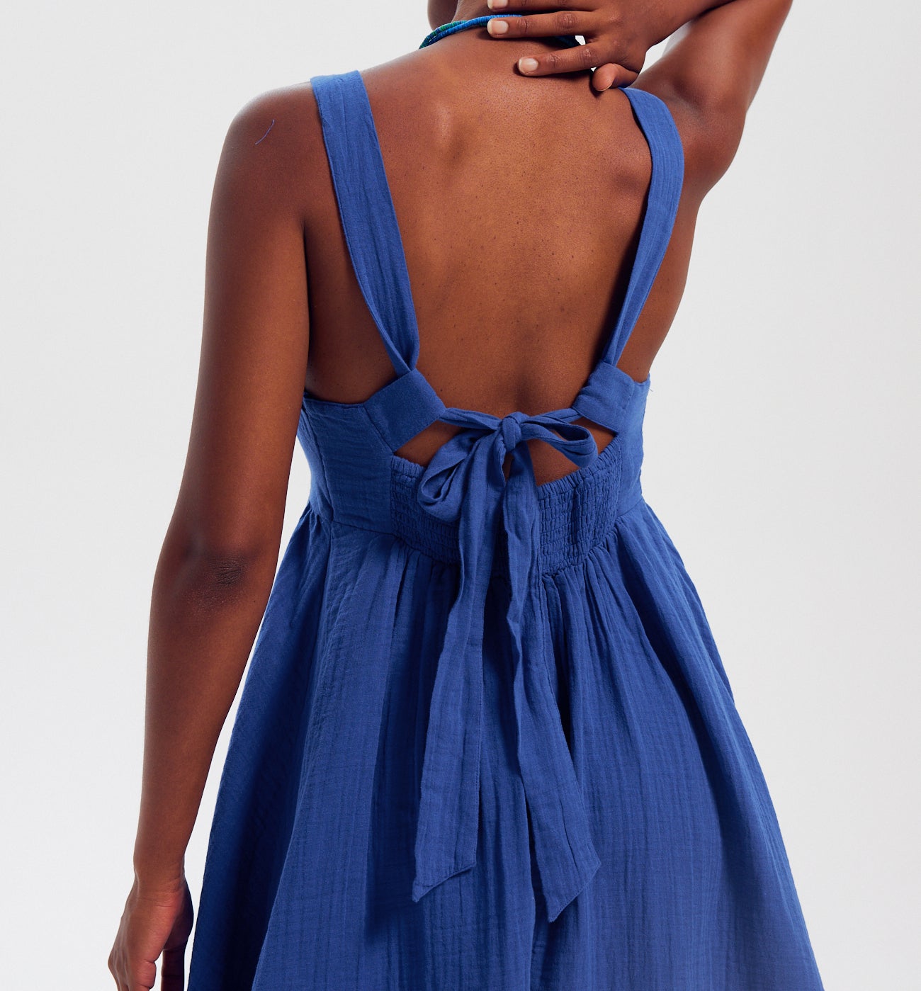 Robe dos nu en gaze de coton - Bleu