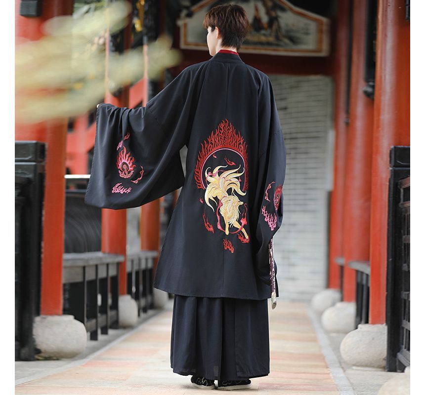 Girls Supply - Traditionele Chinese lange mouwen geborduurde gewaad / top / maxi-rok / accessoire / set