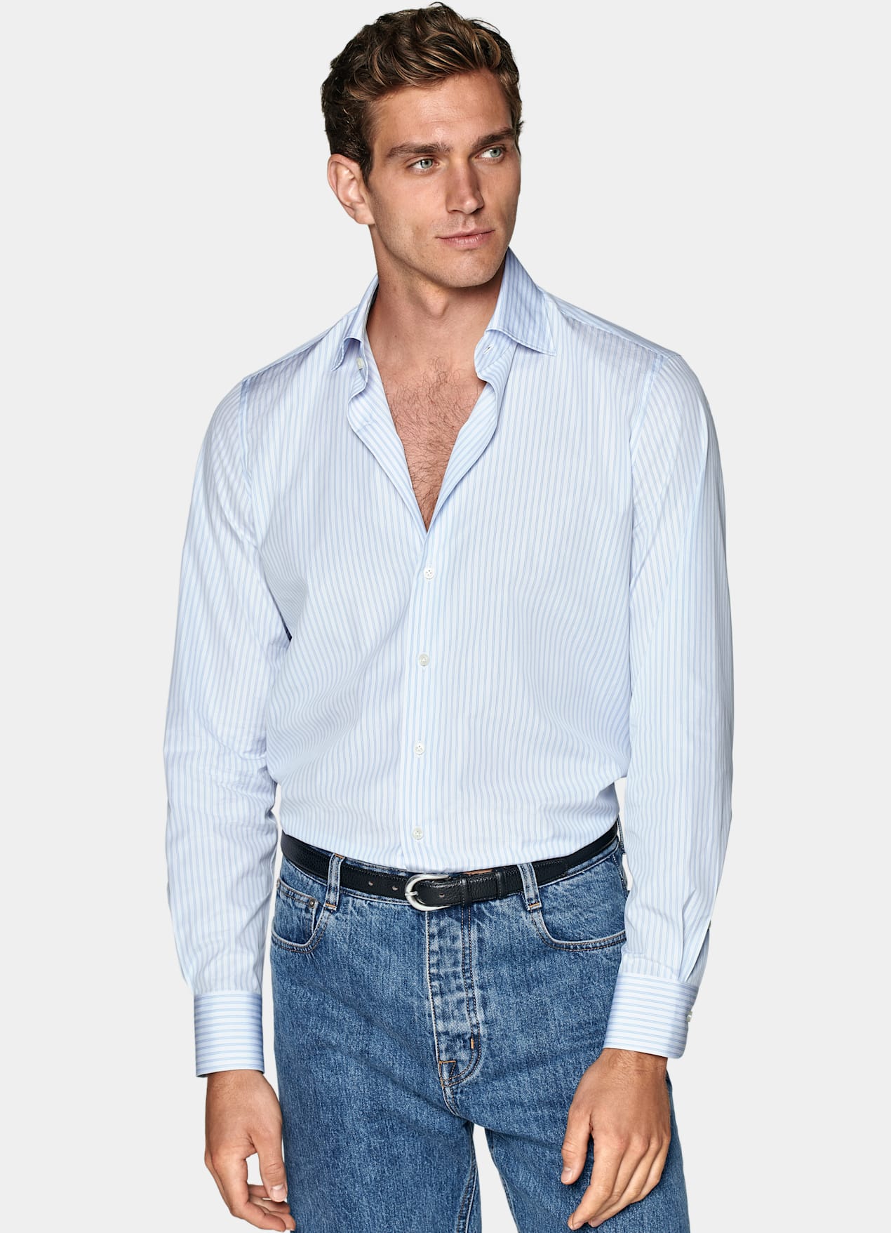 Chemise coupe ajustée en popeline bleu clair à rayures