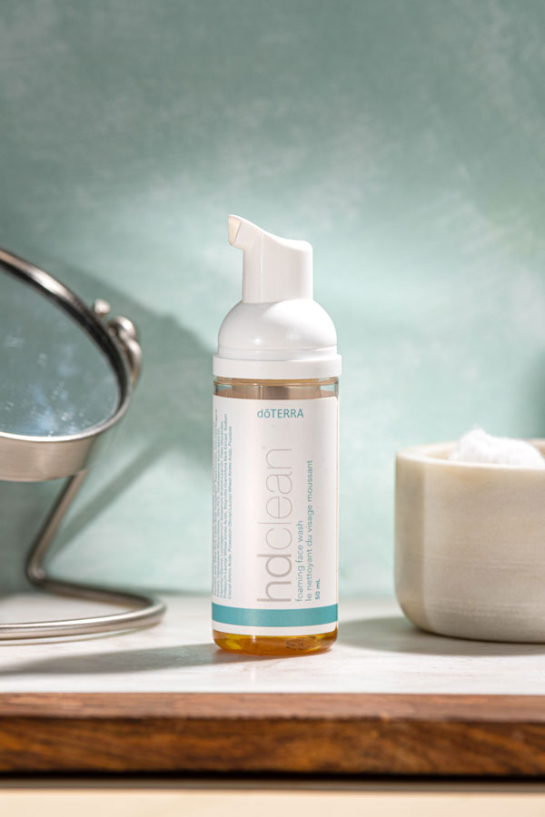 Le nettoyant du visage moussant HD Clean®