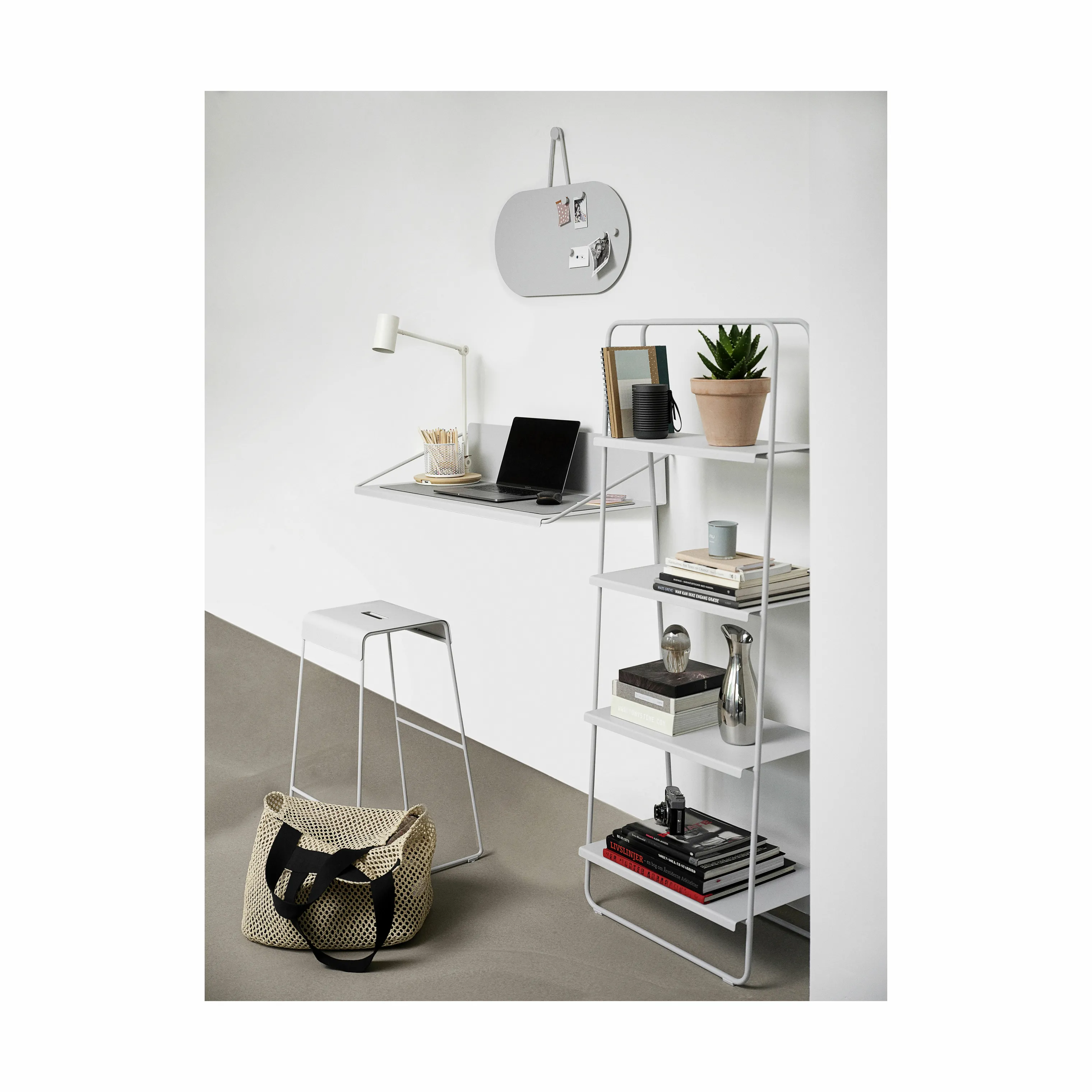 Zone A-Wall Skrivebord