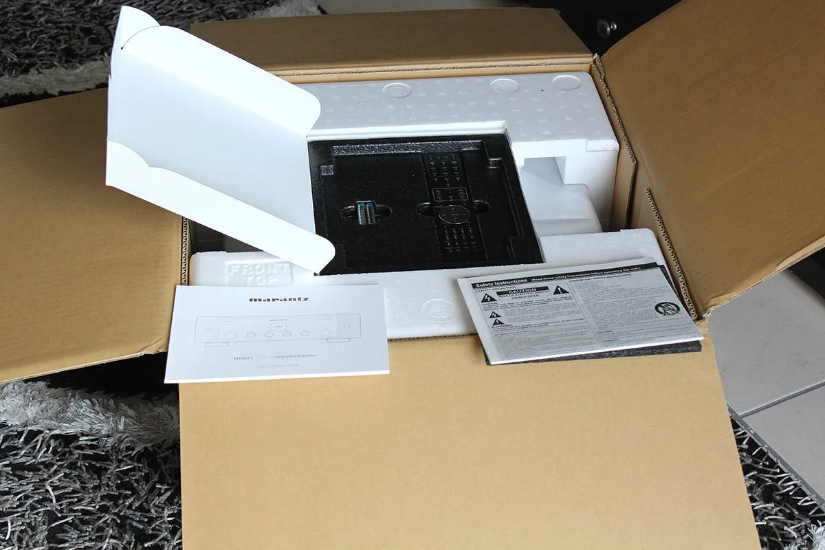 Marantz Model 30 Noir Amplis hi-fi stéréo