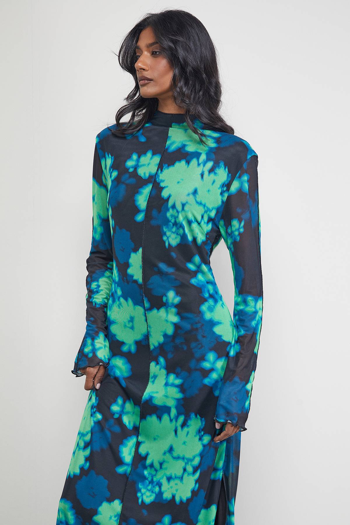 Warehouse Robe Maxi en Mesh Imprimé à Bords Ondulés