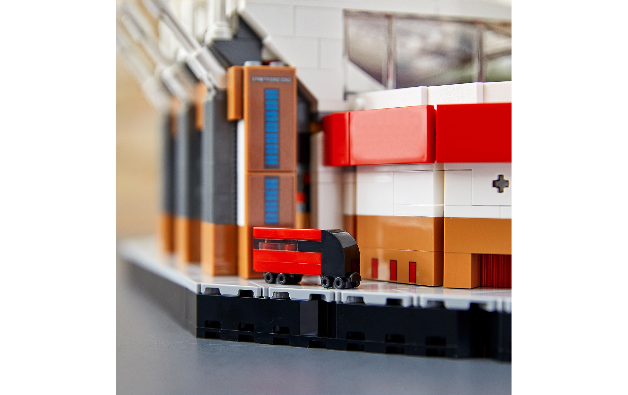 Icons Old Trafford – Manchester United 10272<br>Anspruchsvolles Bauprojekt für Fans von Manchester United