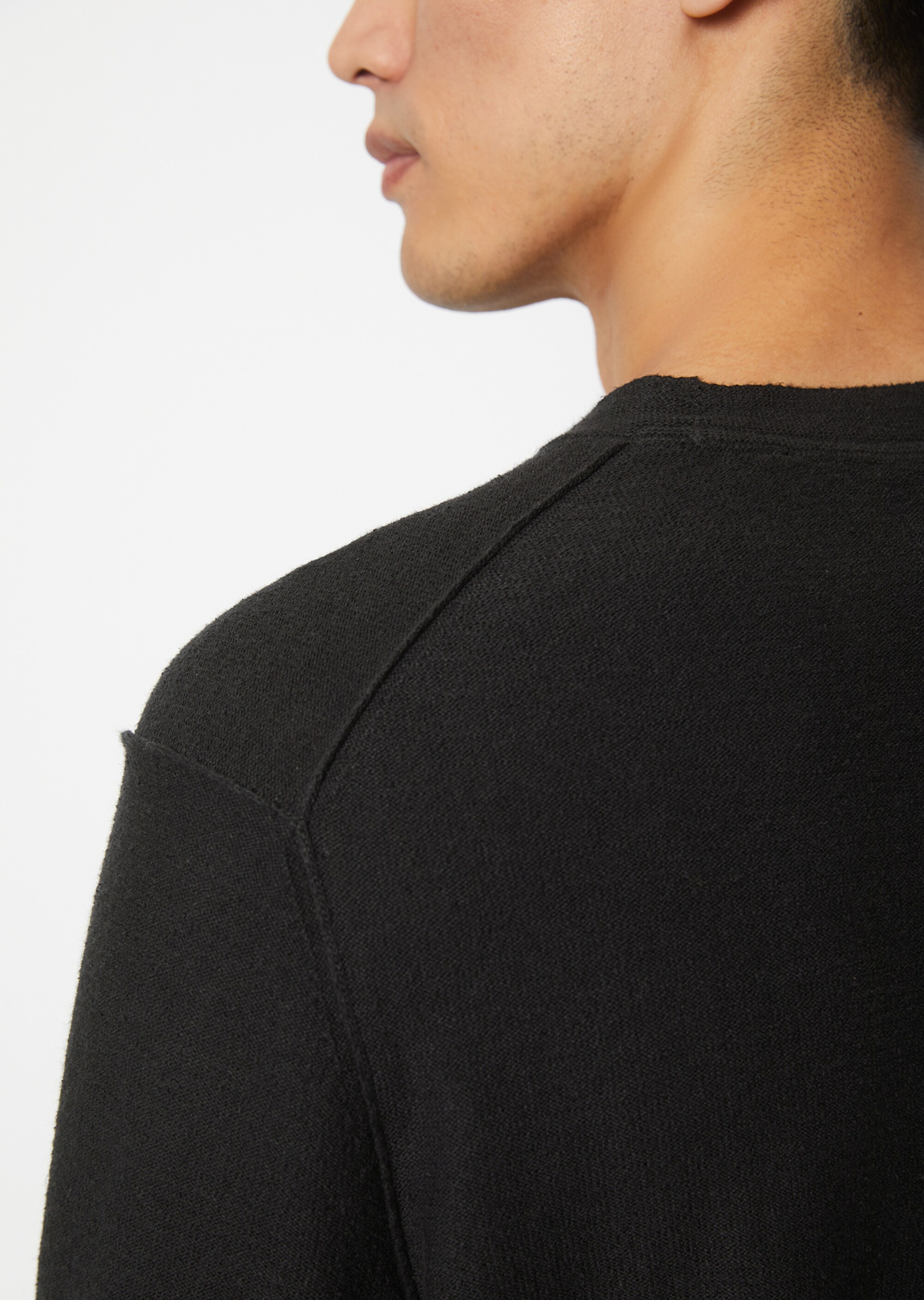 Pullover regular im lässigen Inside-Out-Look