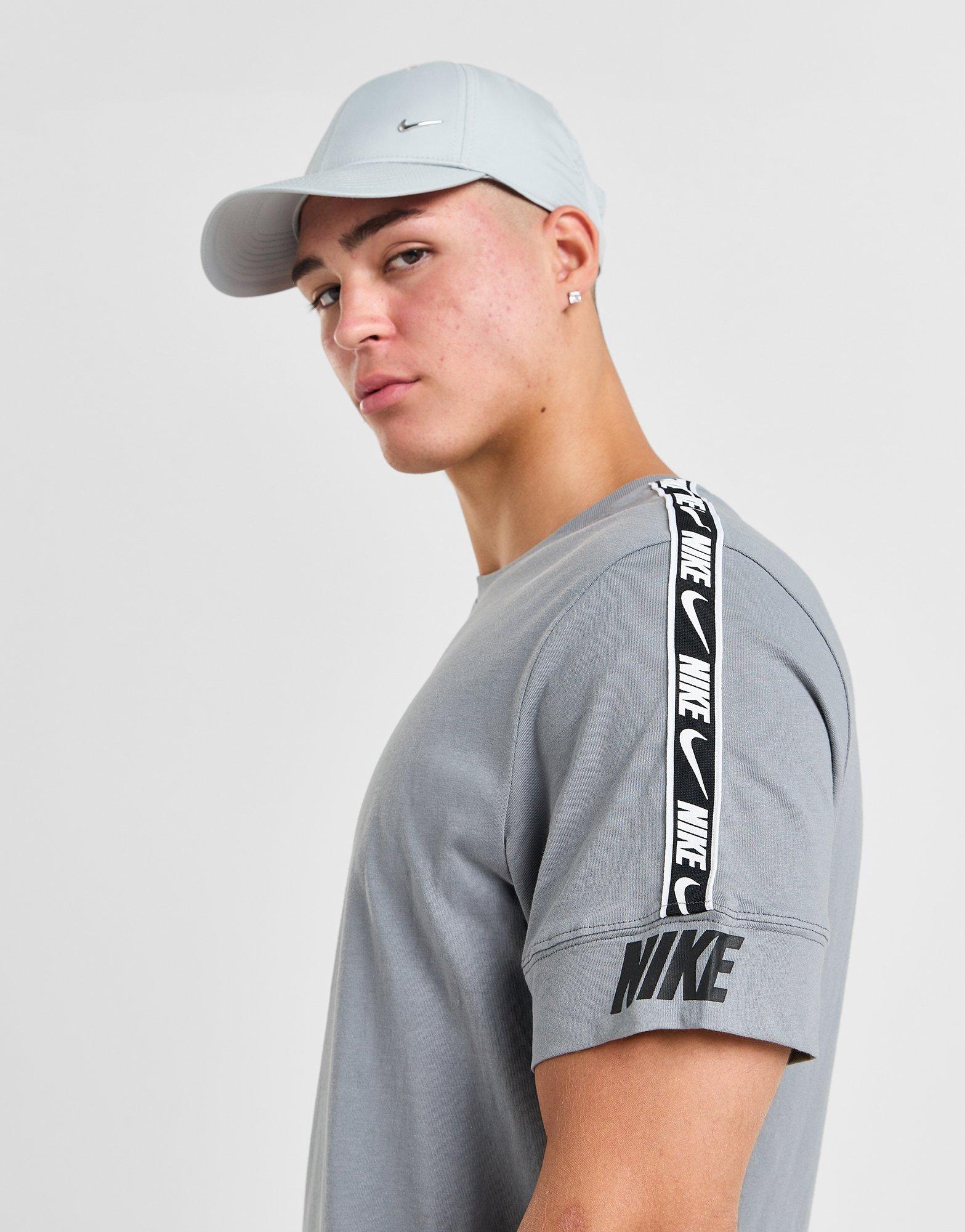 Nike T-shirt Repeat Tape Homme