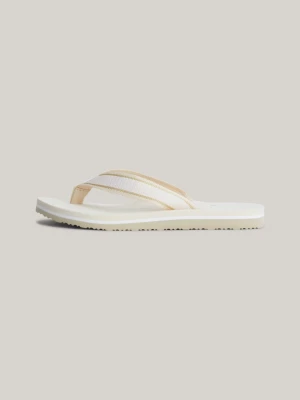 Chinelo de dedo com tiras metálicas