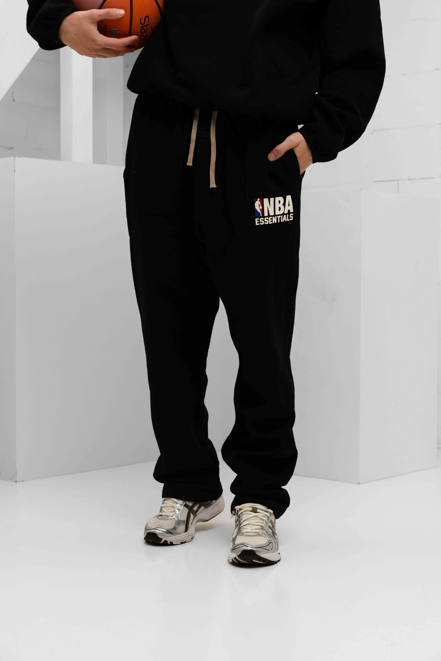 Fear Of God Essentials NBA Trainingspak Heren Zwart