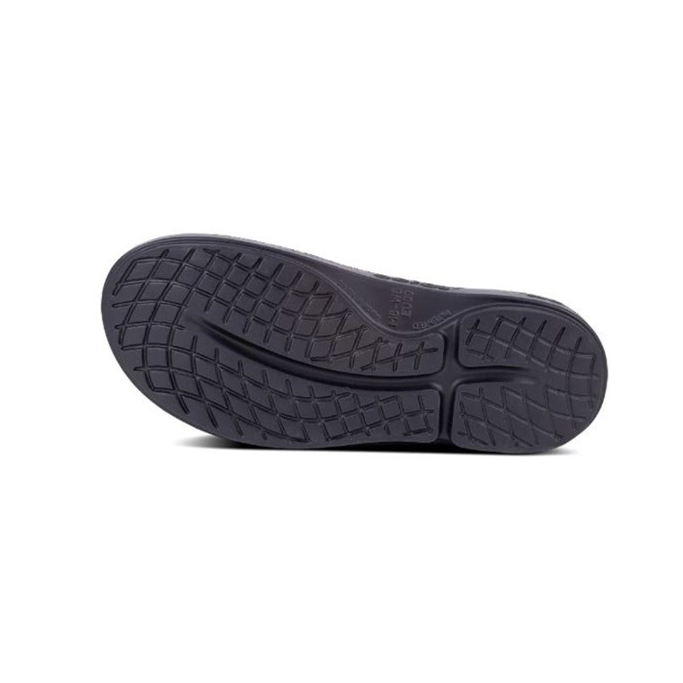 OOFOS Oocloog Black