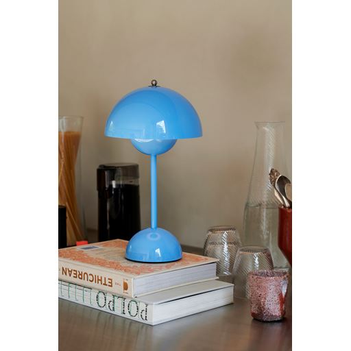 &Tradition Flowerpot VP9 Bordlampe, Swim Blue