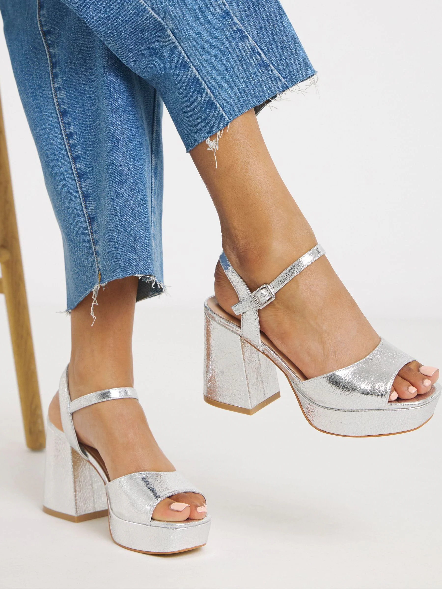 Zilver - Simply Be Back Bow Pointed Toe Heel