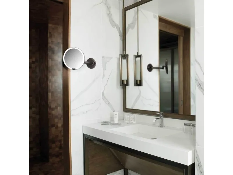 Simplehuman Simplehuman Sensor, vægmonteret kosmetikspejl, LED-belysning, 5x, strømforsyning, mørkt bronzestål