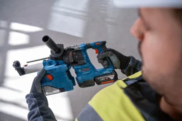 Bosch AKKUBOREHAMMER GBH 18V-21 SOLO L-BOXX - SOLO