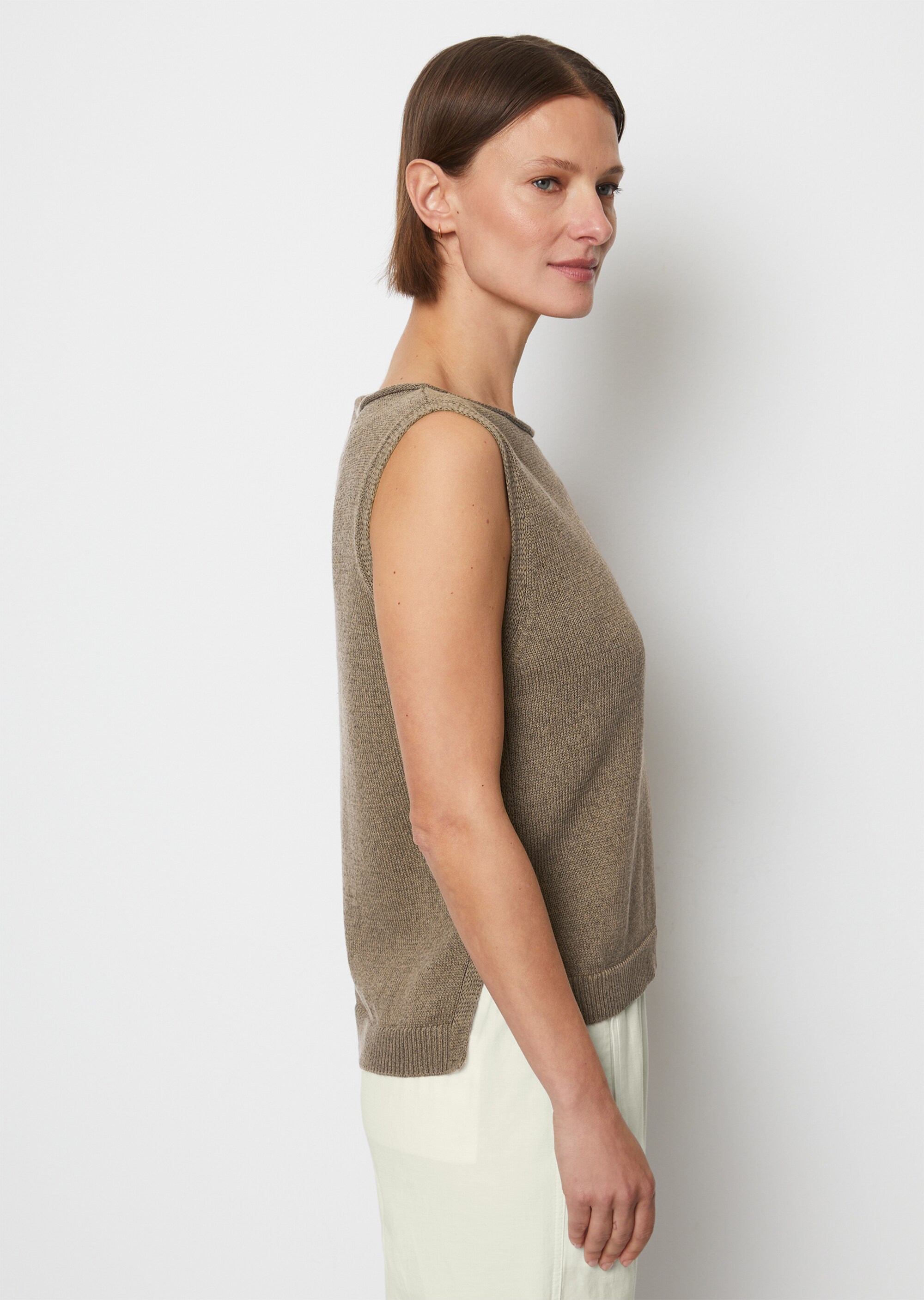 Ärmelloser Strickpullover regularaus Leinen-Mix