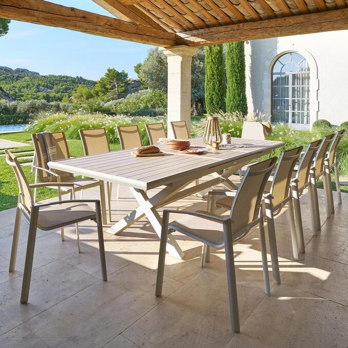 Ensemble table de jardin extensible AXIOME + 12 fauteuils empilables AXANT Lin & Argile