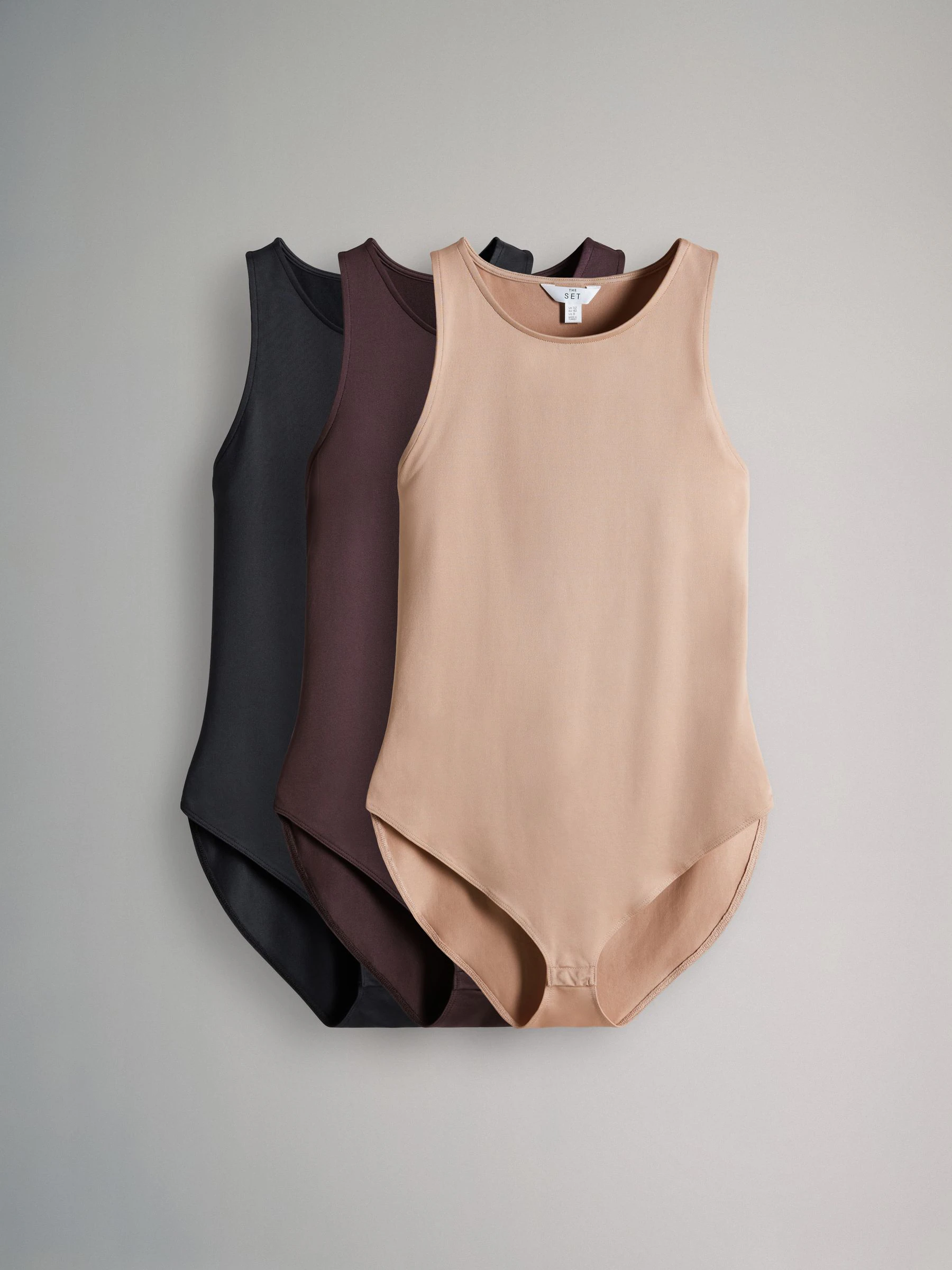 Zwart/Chocoladebruin/Huidskleur - The Set van 3 zachte nylon racer-Bodysuits