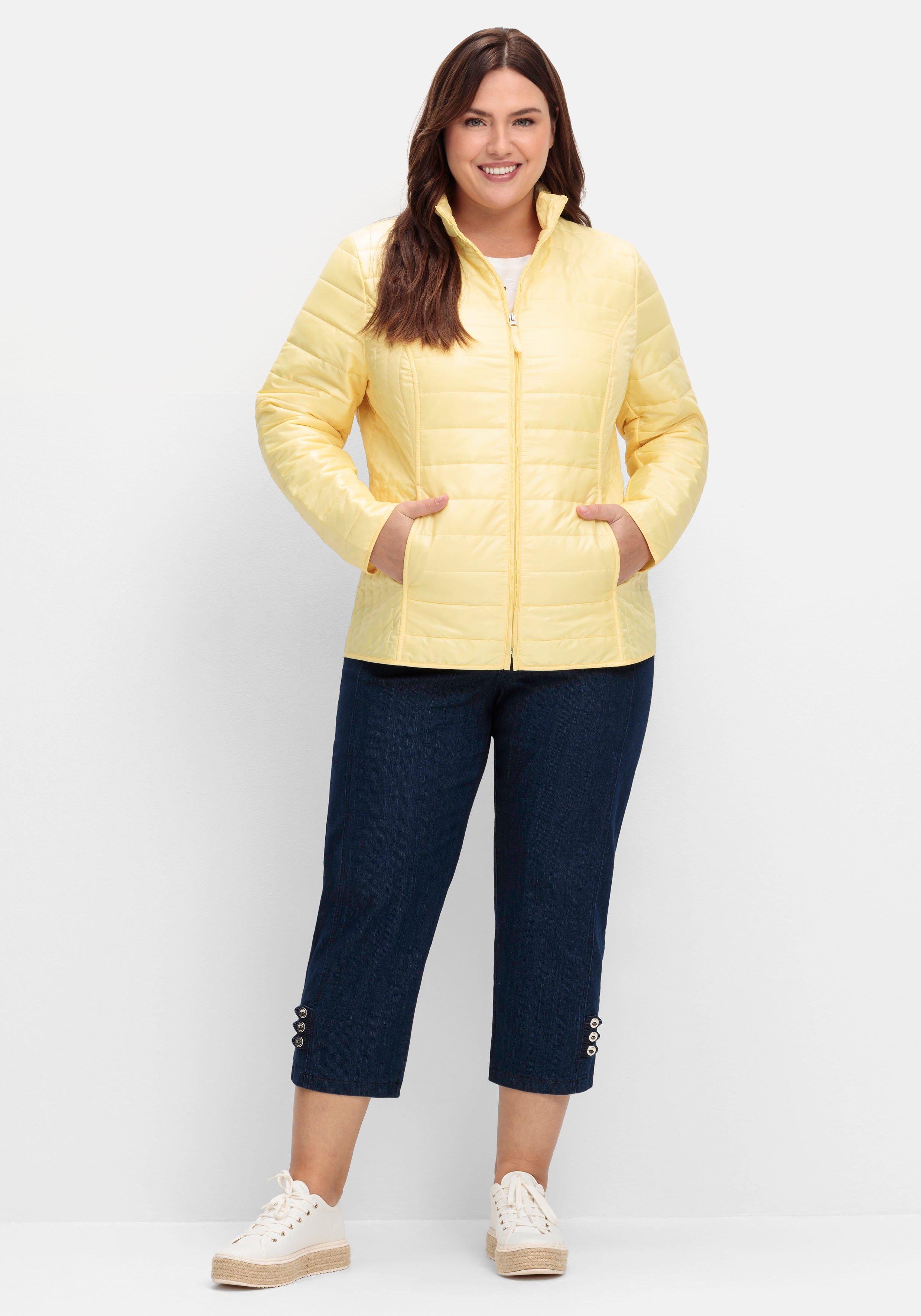 Leicht wattierte Steppjacke mit Stehkragen