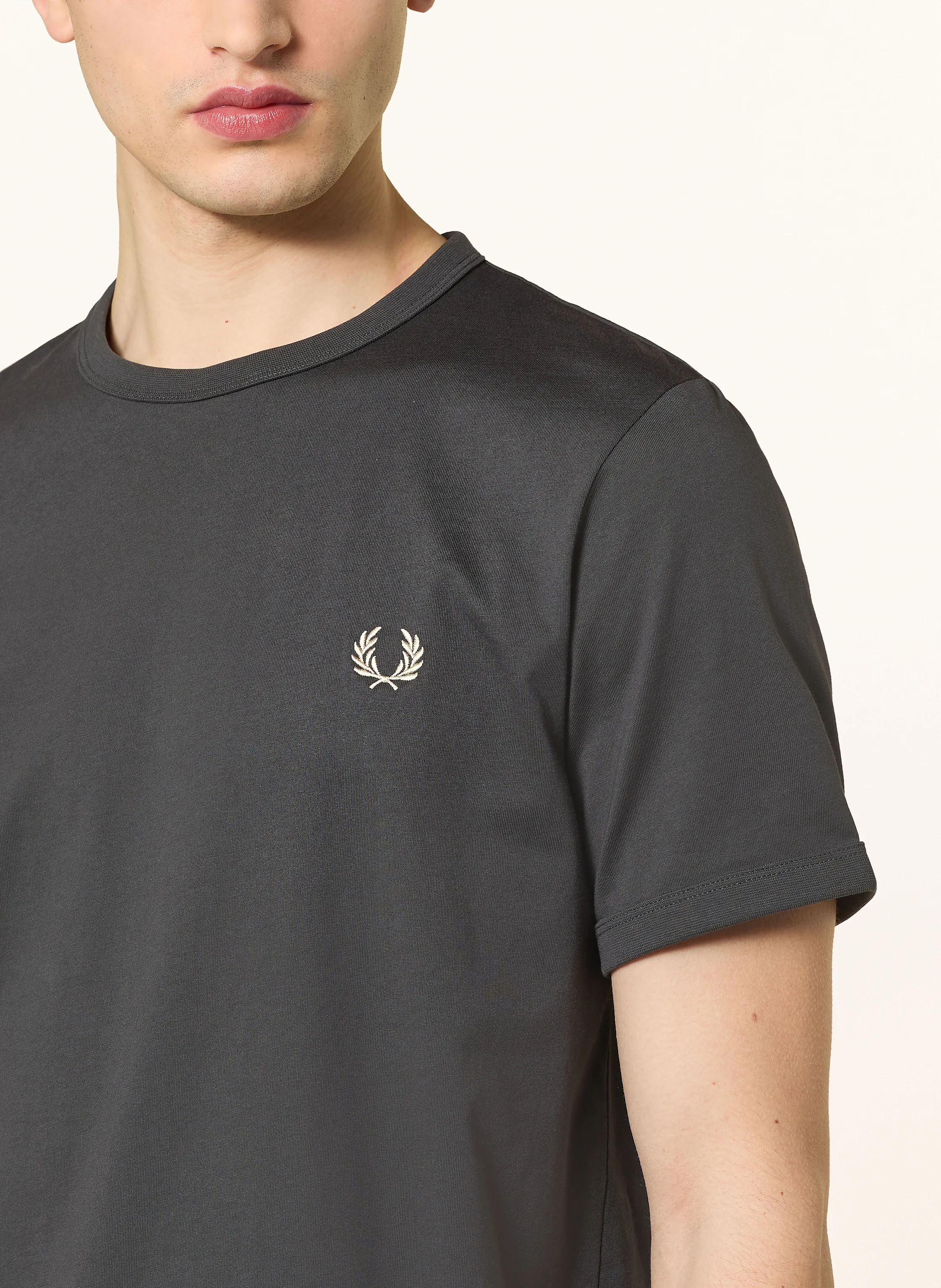 FRED PERRY T-Shirt