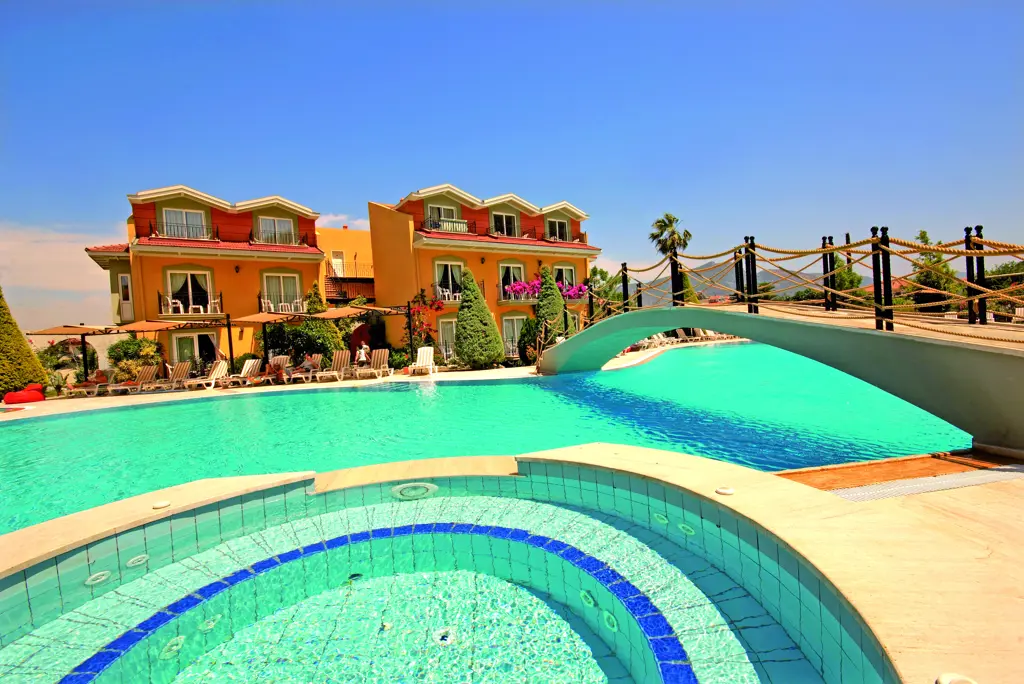 Fly & Go Alla Turca Club Logies en ontbijt - Hotel
