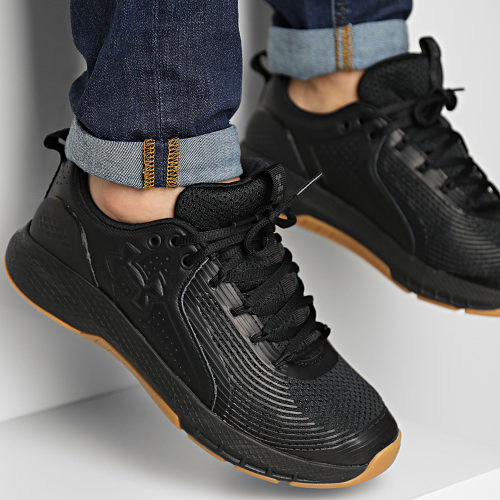 Baskets UA Charged Commit TR 3 3023703 Black