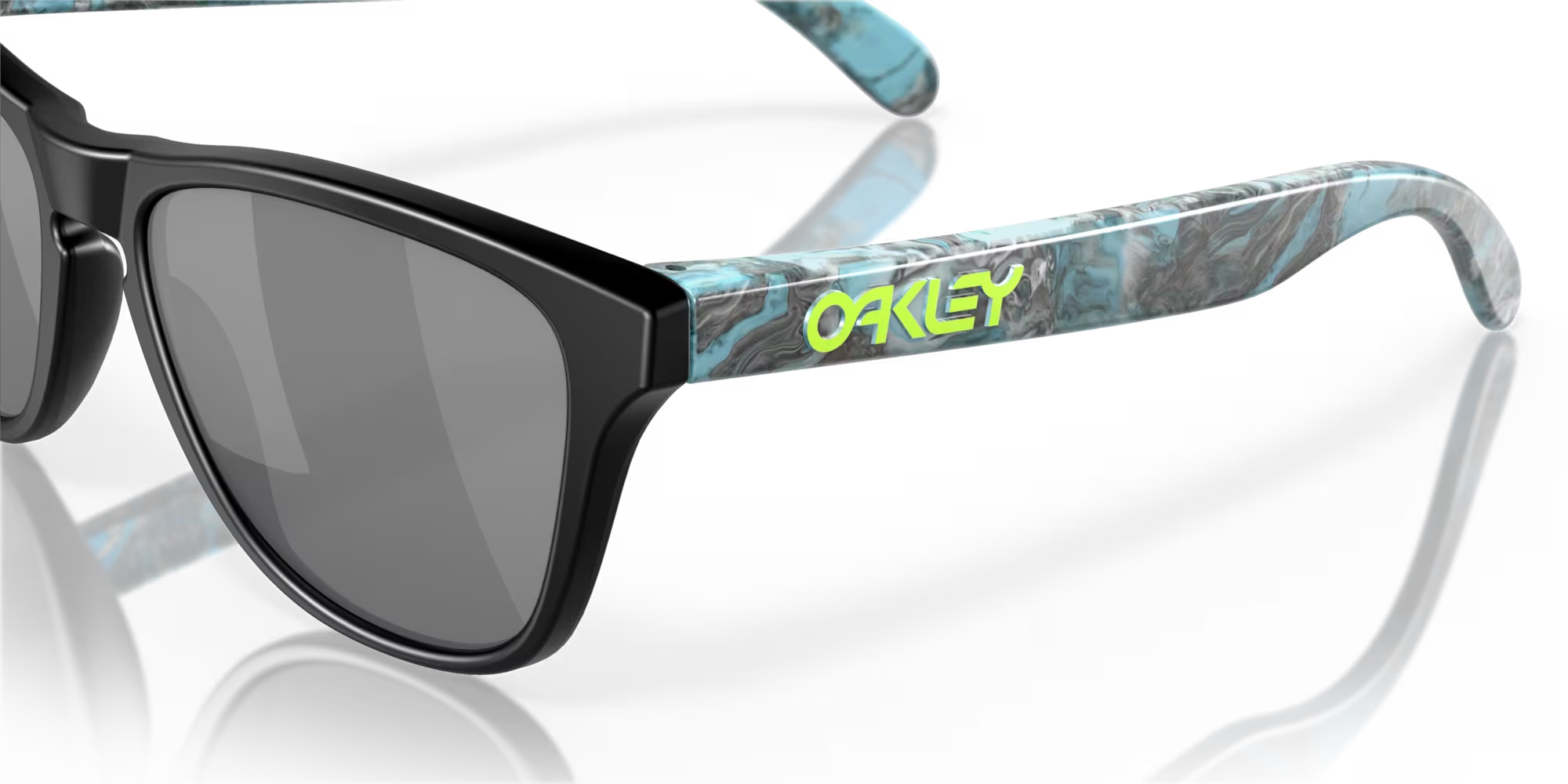 Frogskins XS 3353/Sanctuary Collection Matte Black w/Prizm Black