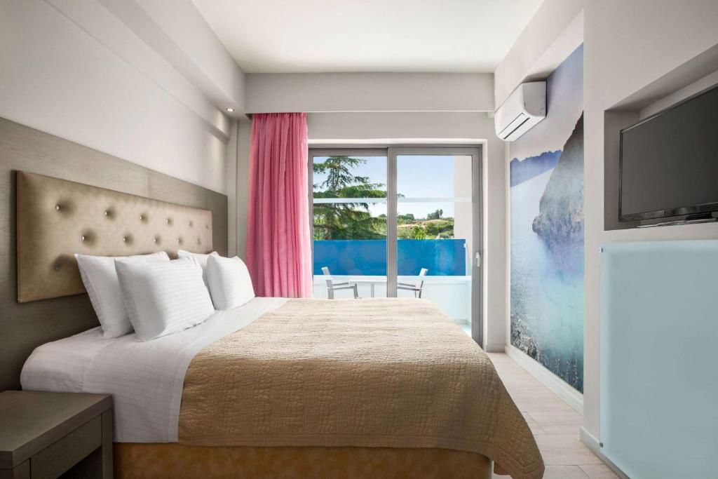 Tryp by Wyndham Corfu Dassia Logies en ontbijt - Hotel