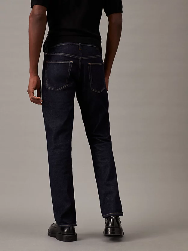 calça jeans justa