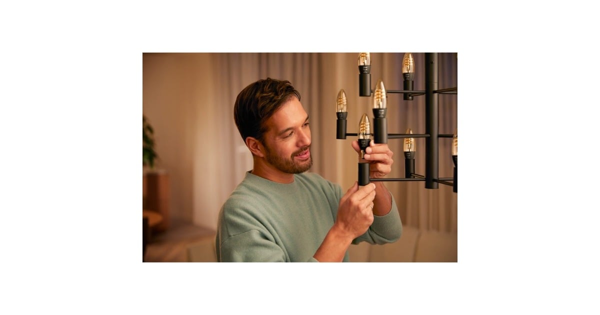 PhilipsFilament Candle E14 lamp  (2200-4500K, Dimbaar)