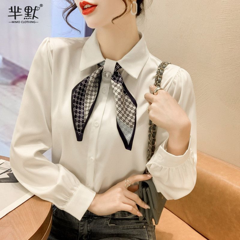 Dragan Pulse - Blouse van chiffon met lange mouwen en strikhals