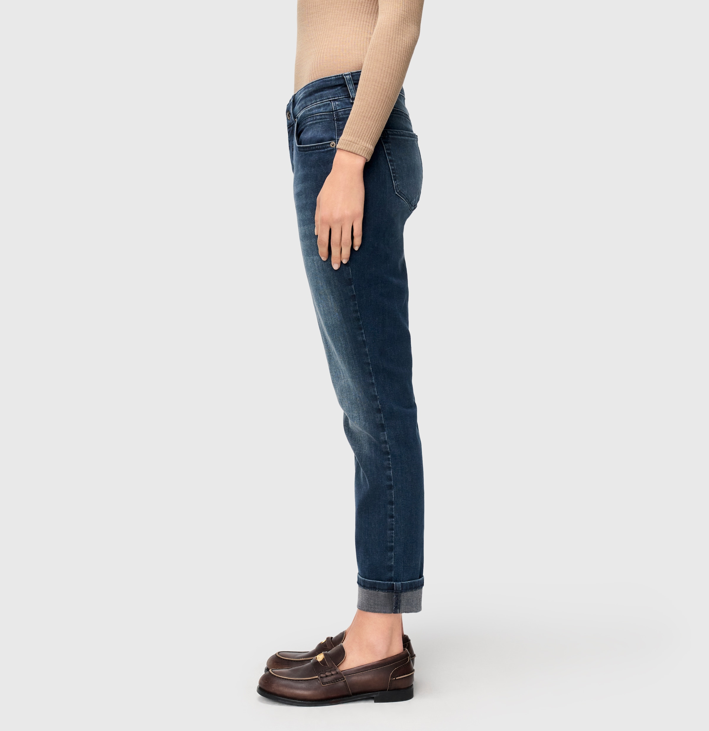 MAC Straight-Jeans »SUE relax«, im Four-Pocket Style