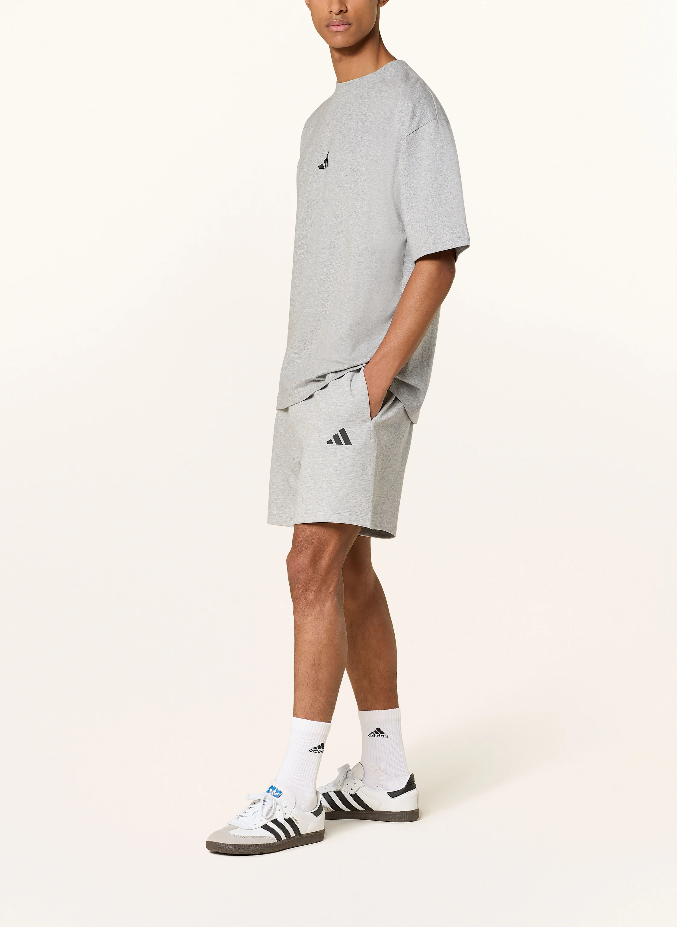 adidas Sweatshorts FUTURE ICONS SMALL LOGO