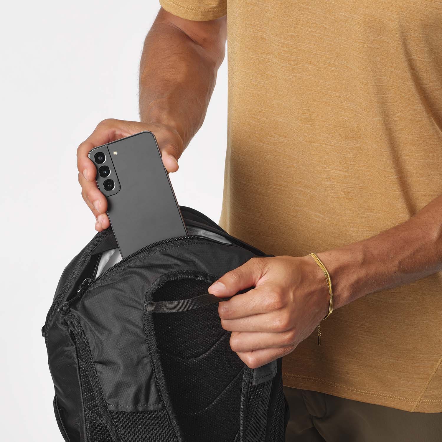 Salomon  Trailblazer 30L