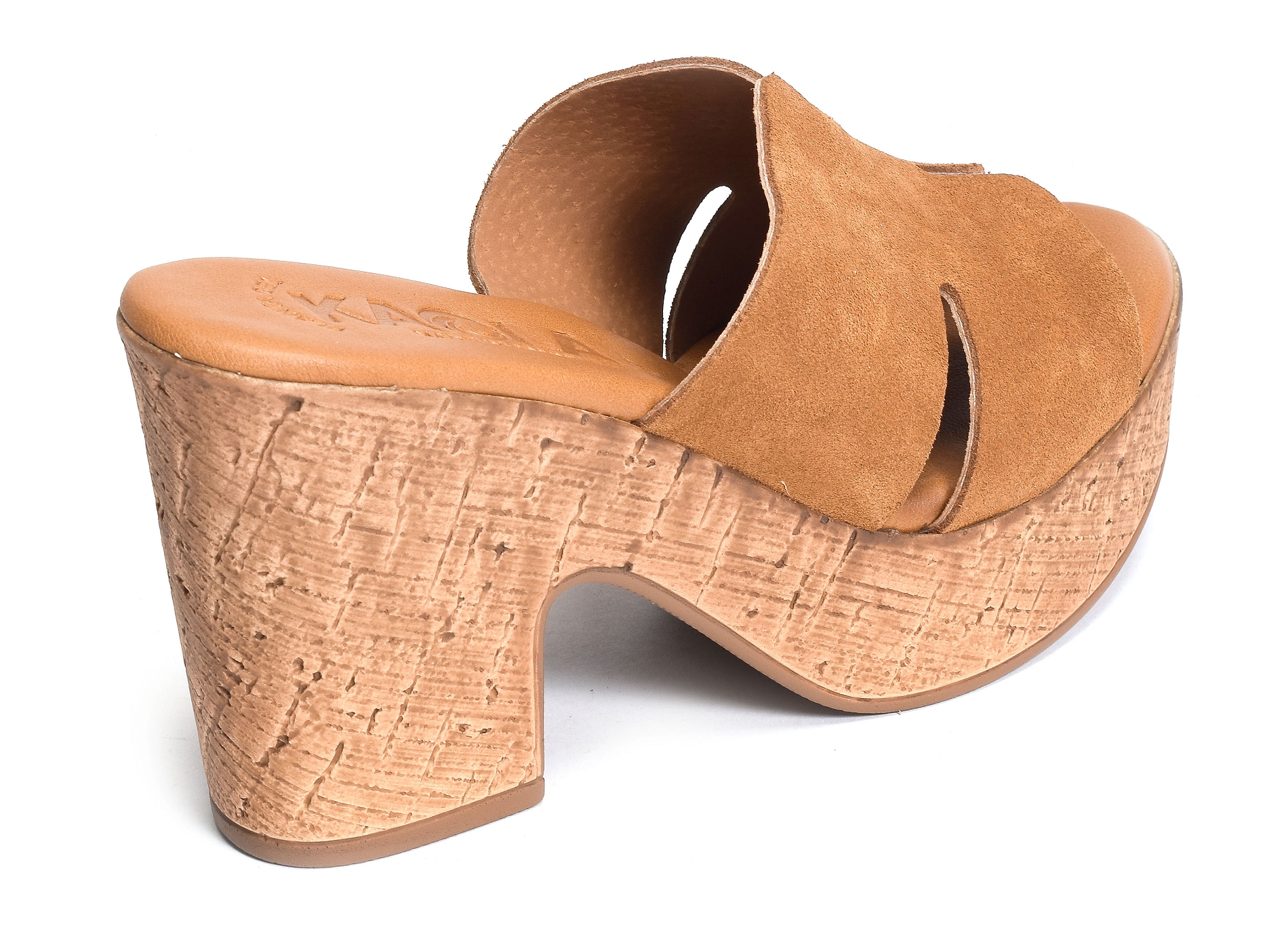 899 camel