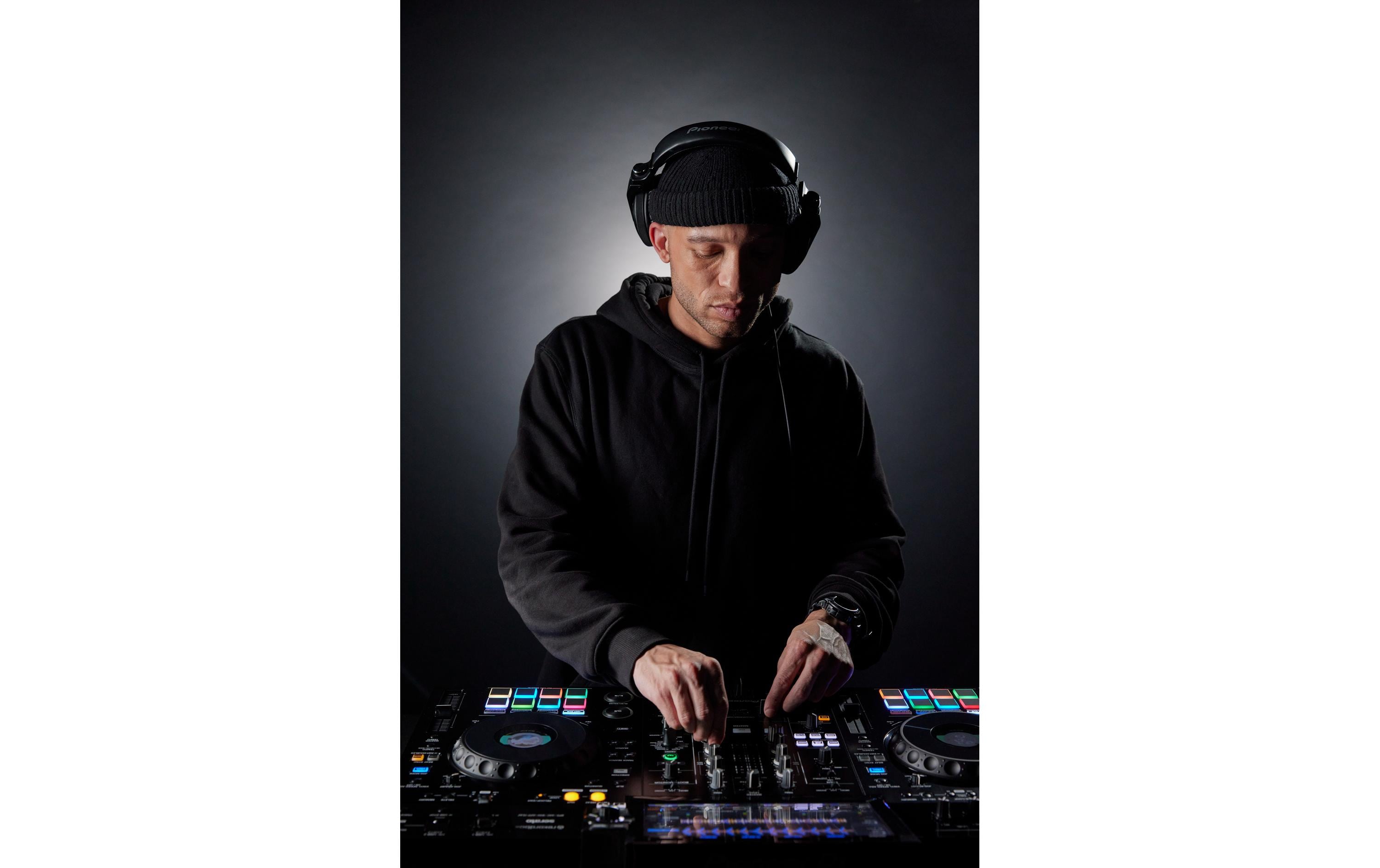 DJ-Controller XDJ-RX3<br>2-Kanal All-in-One Performance DJ System