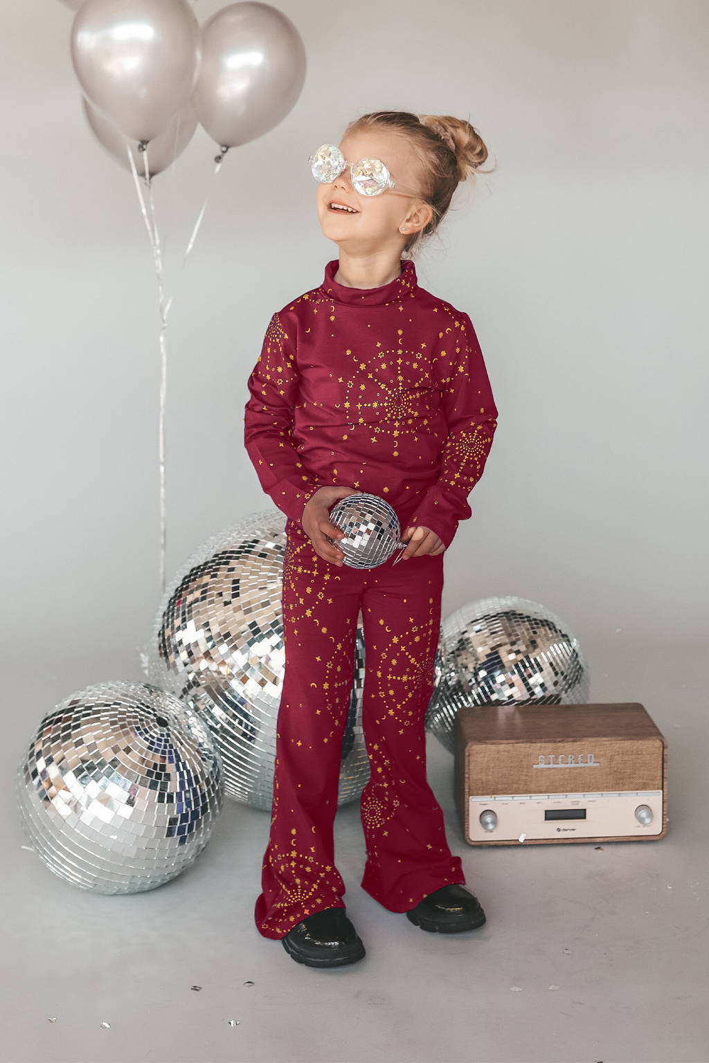 Your Wishes flared broek met all over print bordeauxrood/goud