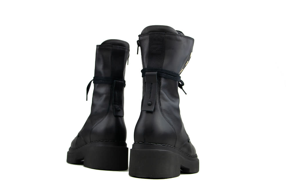 Nubikk Finn Aubine Black Leather