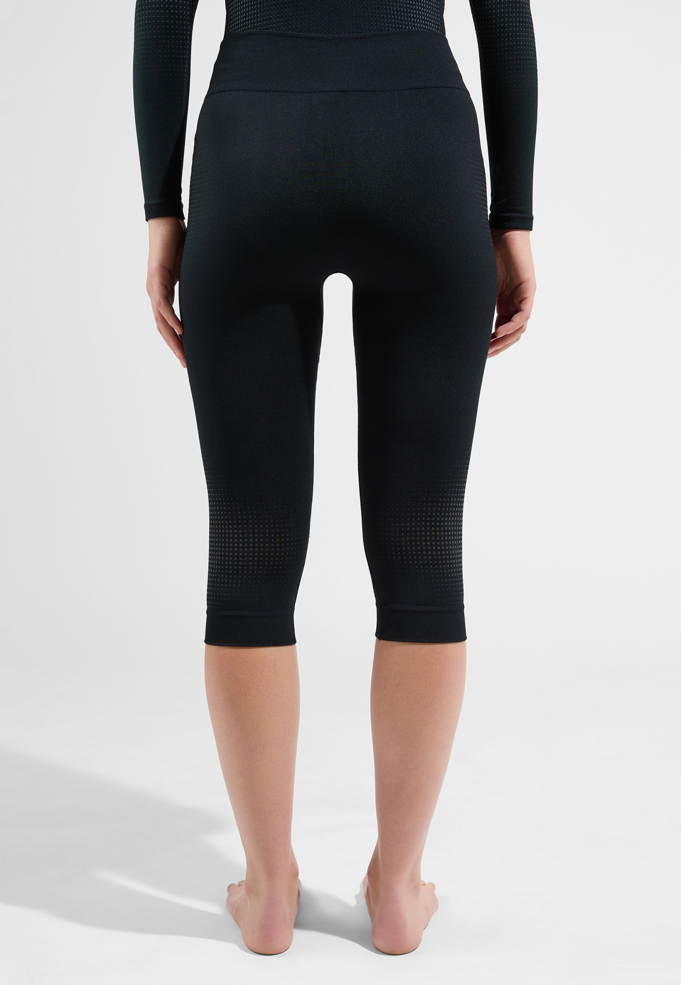 Performance Warm Base Layer 3/4 Tights in black - odlo graphite grey