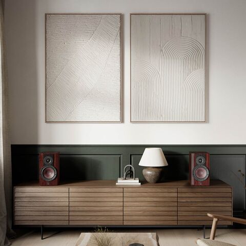 DALI RUBIKORE 2 – exclusieve en compacte hifi-luidspreker met KORE-technologie Natural Walnut (Veneer)